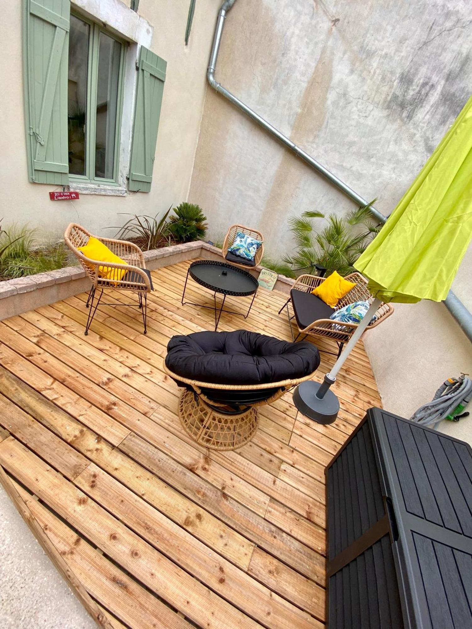 Superbe Terrasse Et Parking Gratuit * Auxerre